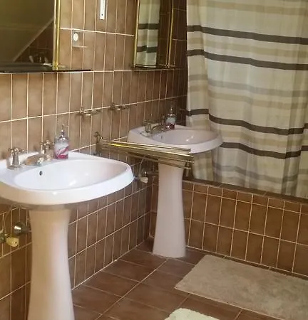 Horvath Apartmanhaz بيت ضيافة Kaposvár